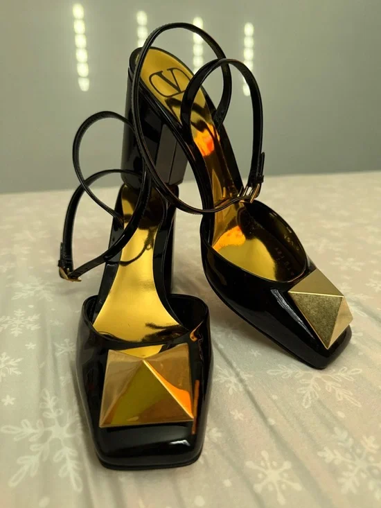 Valentino Black Patent Slingback Pumps with Gold Pyramid Accent - Picture 1 of 15